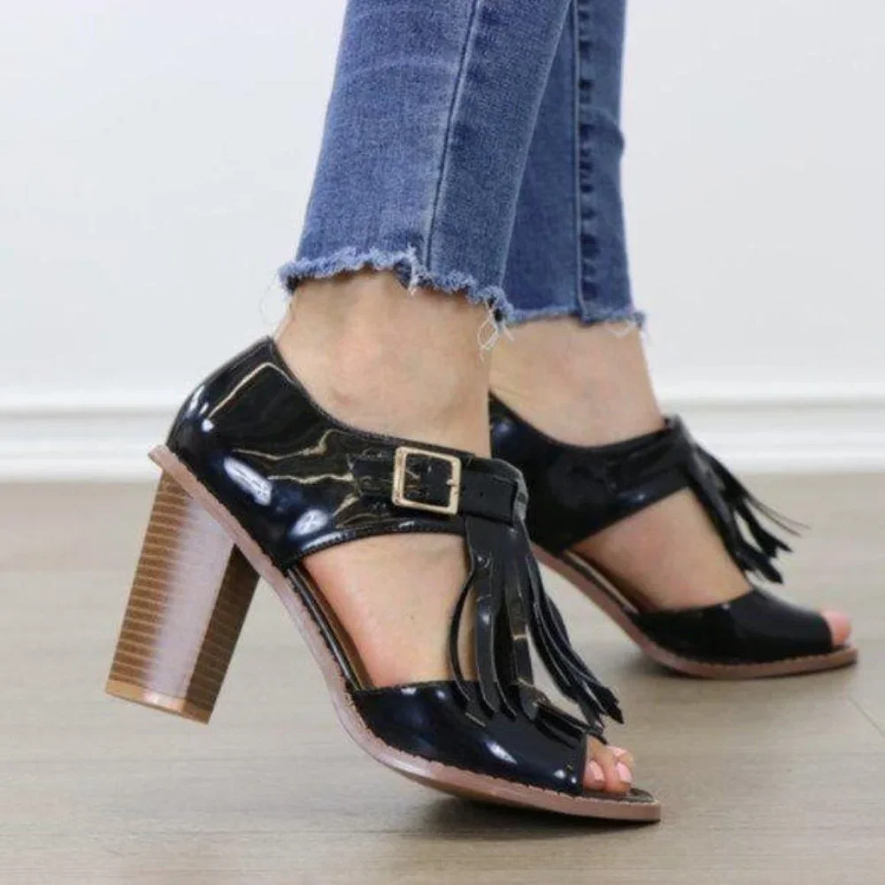 Patent Rockabilly Oxford High Heels With Tassel - Picture 5 of 7